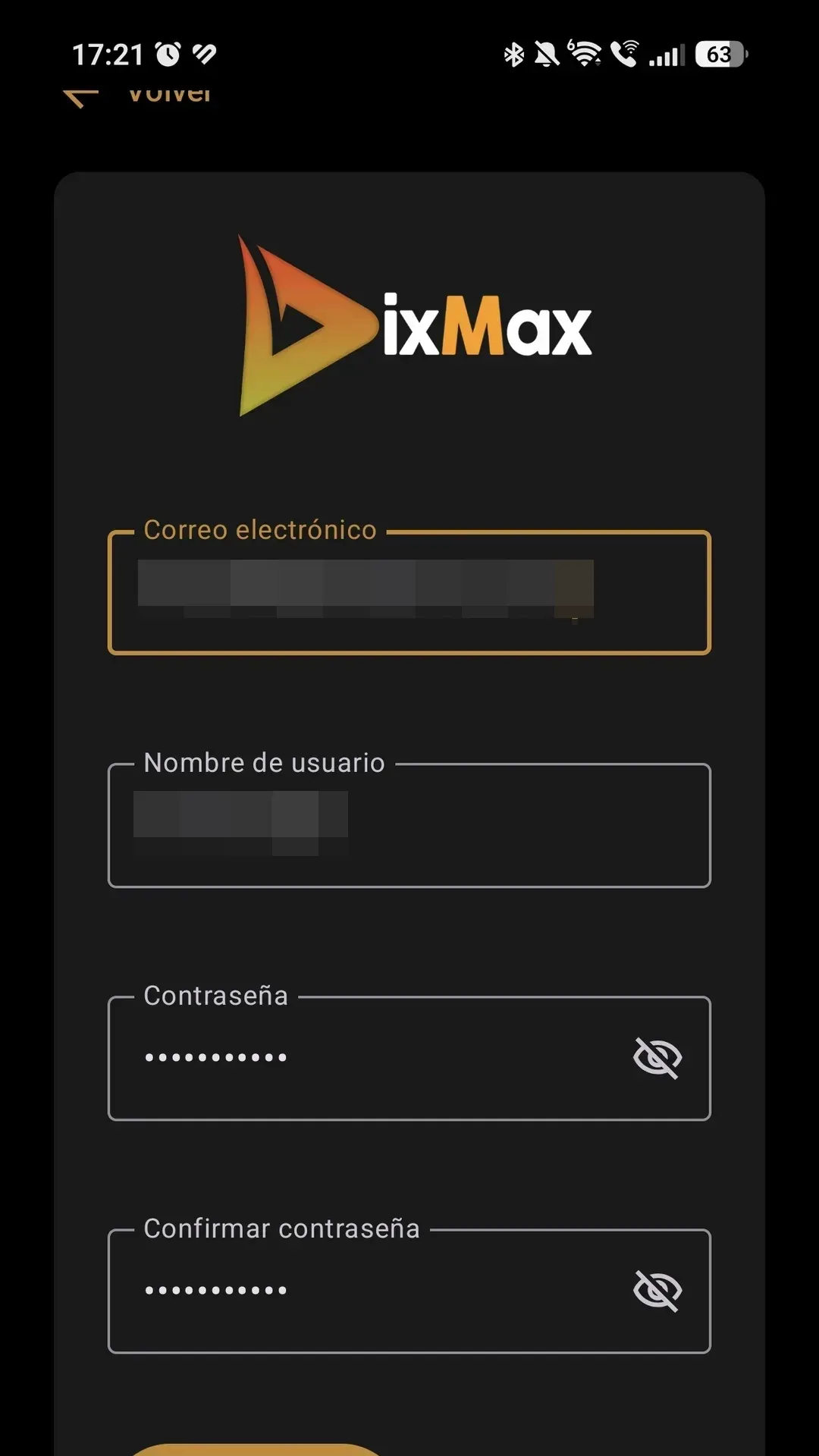 Formulario de registro de DixMax con los campos «Correo electrónico», «Nombre de usuario», «Contraseña» y «Confirmar contraseña»